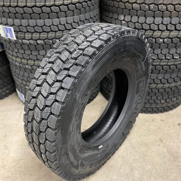 11R22.5 All Position Semi Truck Tire DOT Approved for Mixed Highway and Regional Driving Conditions