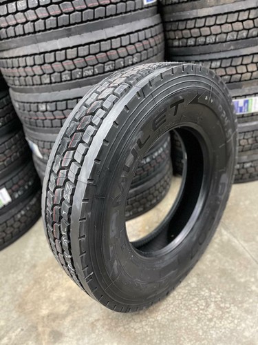 11R24.5 All Position Semi Truck Tire Fleet Grade with High Load Index and Durability