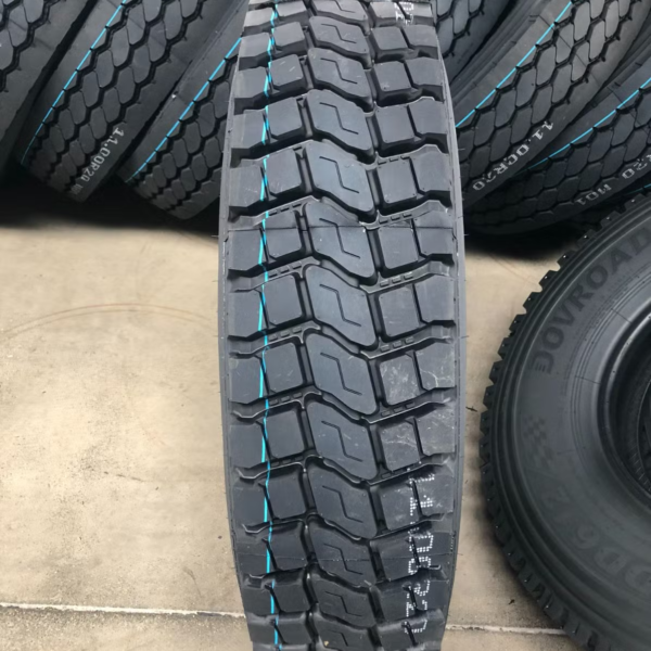 295/75R22.5 All Position Truck Tire Suitable for Bus and Coach Applications with Long Mileage