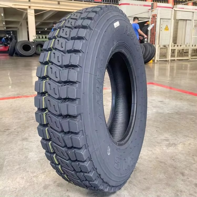 295/75R22.5 Drive Position Truck Tire Deep Tread Design for Maximum Traction and Stability 295/75R22.5 Drive Position Truck Tire Deep Tread Design for Maximum Traction and Stability