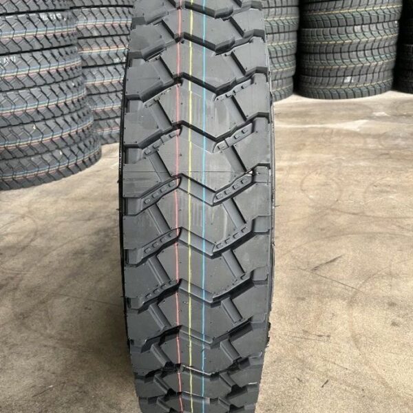 295/75R22.5 Heavy Duty Semi Truck Tire for Steer Drive Trailer with Reinforced Ply Construction