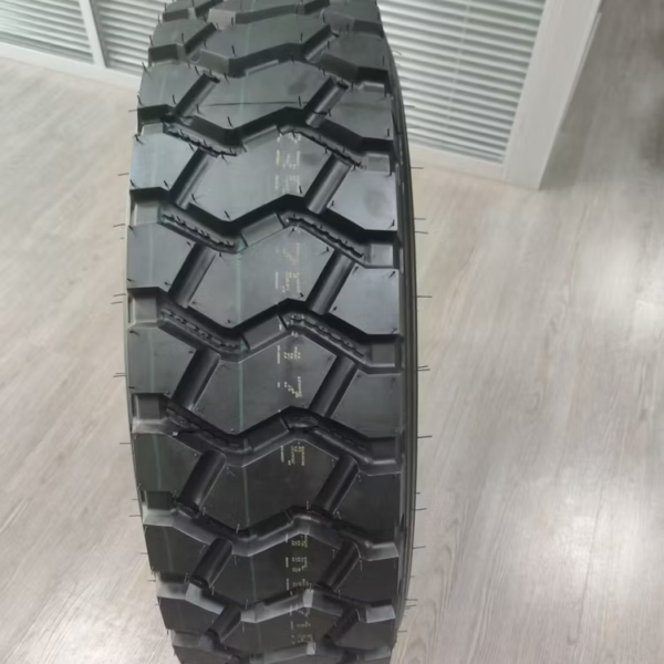 295/75R22.5 Heavy Duty Truck Tire DOT Approved for Regional Transport and High Load Applications