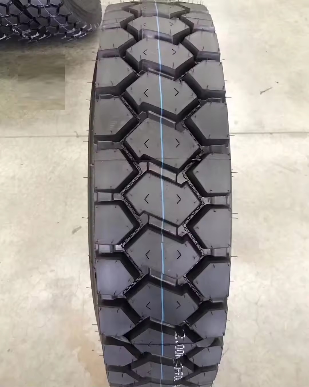 445/50R22.5 Commercial Trailer Tire DOT Approved for High Mileage Fleet Operations 445/50R22.5 Commercial Trailer Tire DOT Approved for High Mileage Fleet Operations