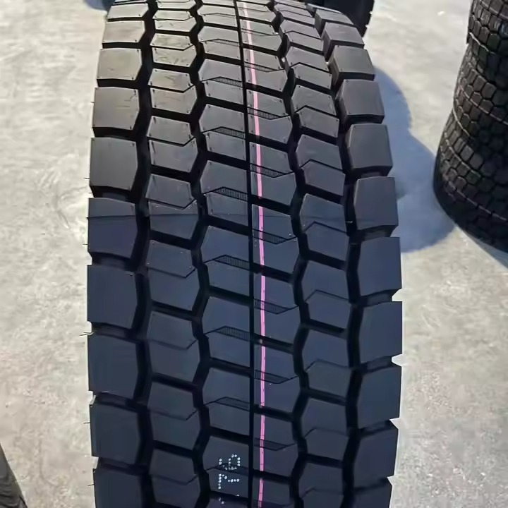 445-50R22.5 Commercial Trailer Tire Designed for Reduced Downtime and Long Wear Life 44550R22.5 Commercial Trailer Tire Designed for Reduced Downtime and Long Wear Life